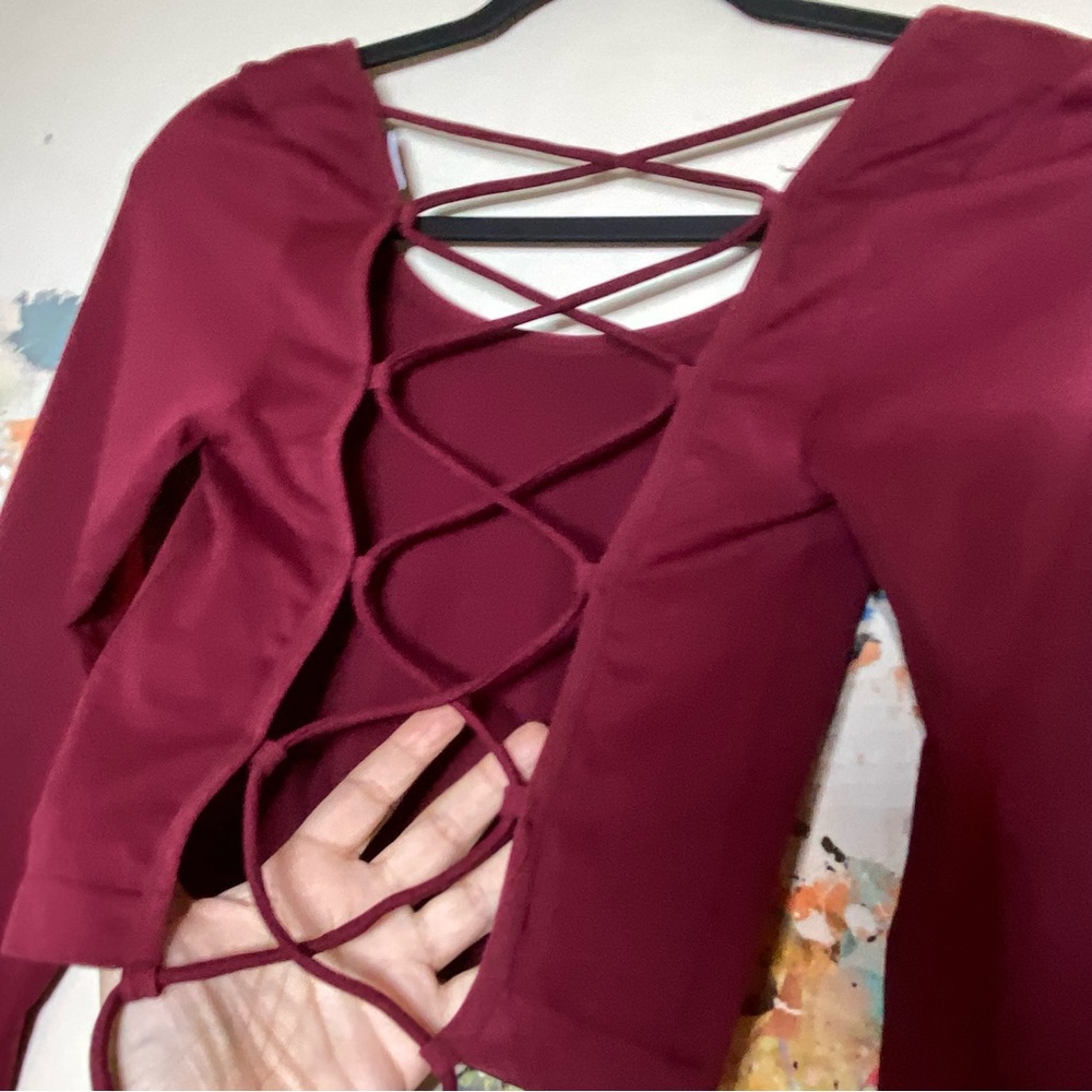 Lace-up Crop - Picture 5 of 5